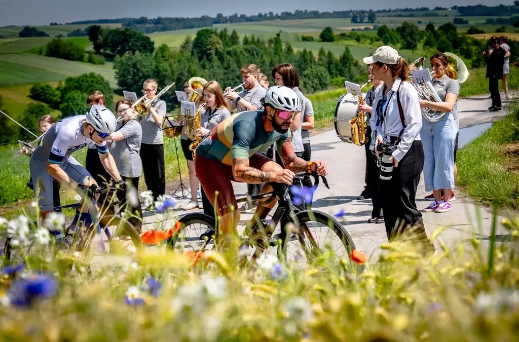 Filmowa relacja z J-labs Gołcza Race 2026 – kolarskie święto w gminie Trzyciąż
