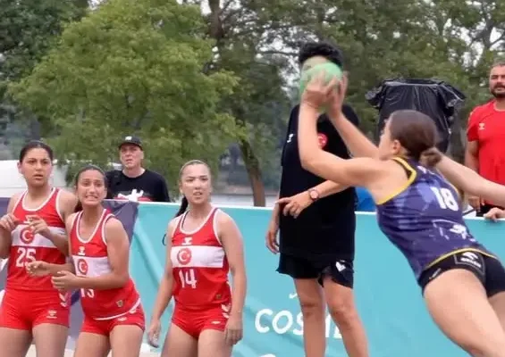 Polki bez zwycięstwa w mistrzostwach Europy U17 w piłce ręcznej plażowej