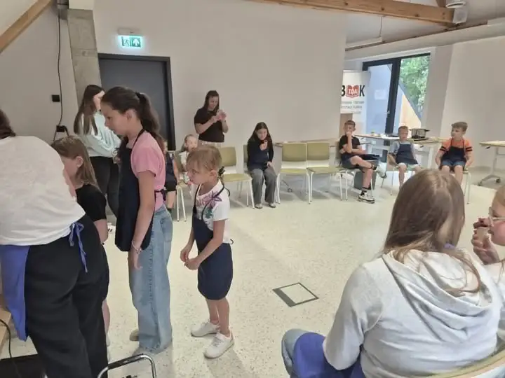 Lato w BIOAK Gminy Trzyciąż: magia, sztuka i nauka w pierwszym dniu akcji