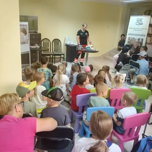 Wakacje z książką: warsztaty pierwszej pomocy w Bukownie