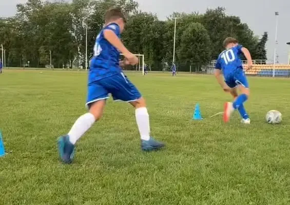 Intensywny drugi dzień obozu sportowego – treningi i rozwój