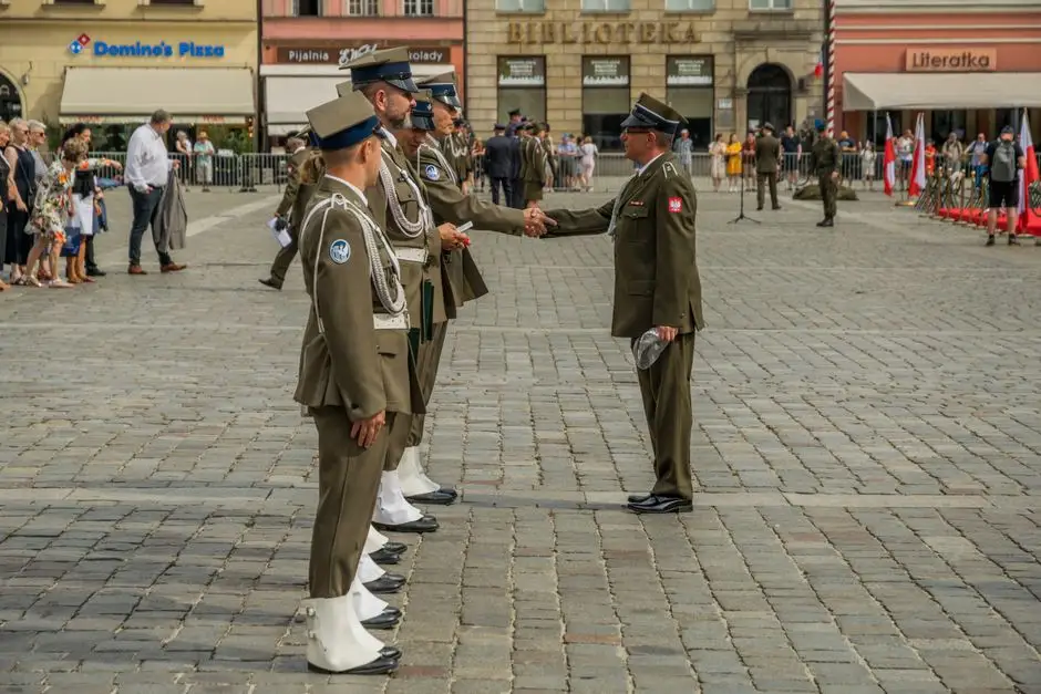 Święto Policji w Olkuszu – awanse i odznaczenia dla funkcjonariuszy