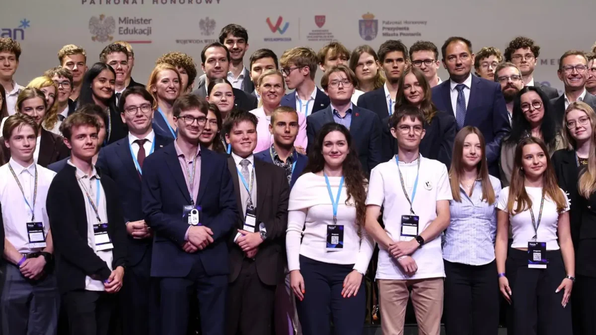 Minister Nowacka na Ogólnopolskim Forum Młodzieżowych Rad Miast w Poznaniu