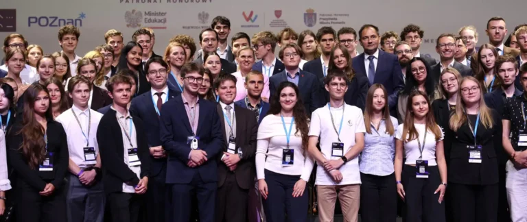 Minister Nowacka na Ogólnopolskim Forum Młodzieżowych Rad Miast w Poznaniu