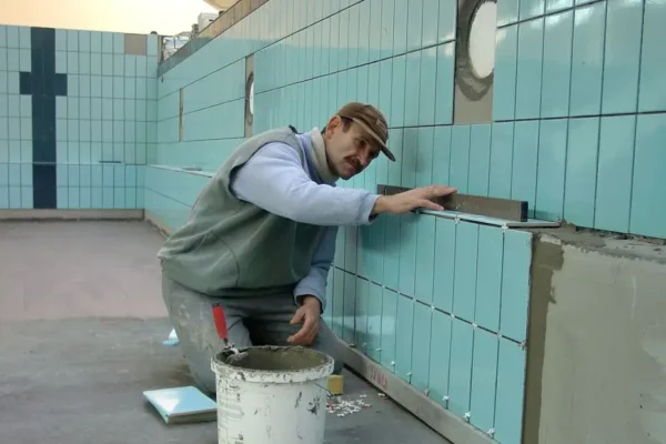 Gmina Klucze zmienia warunki pożyczki na modernizację basenu szkolnego