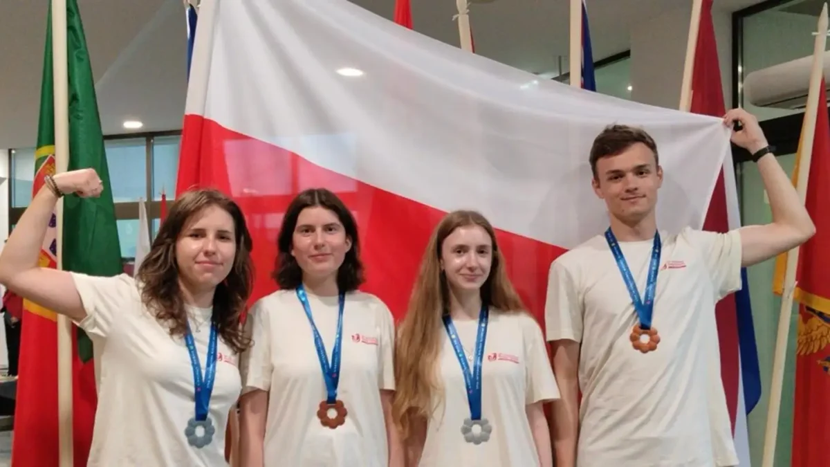 Polscy uczniowie z czterema medalami na Olimpiadzie Biologicznej w Wilnie
