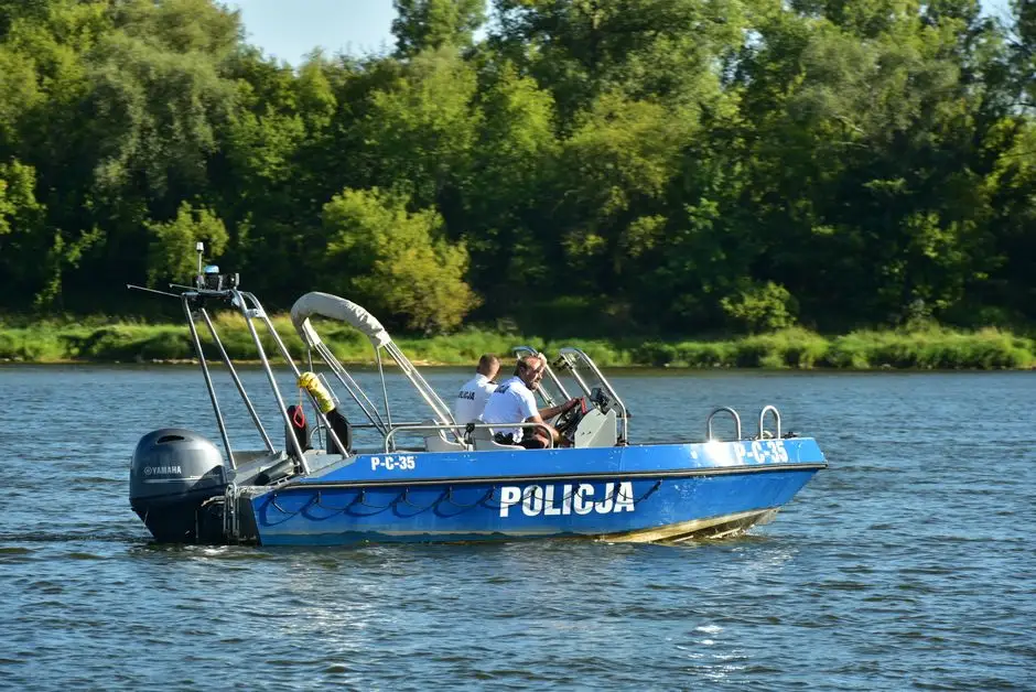 Policja i Straż Leśna patrolują lasy powiatu olkuskiego – apel o bezpieczeństwo