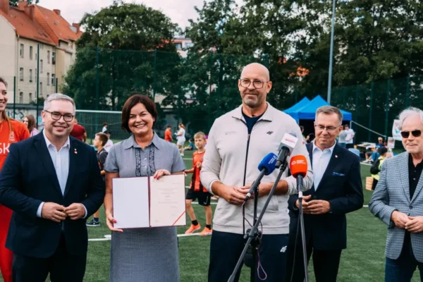 700. Orlik w Polsce otwarty w Pile. Minister Rutnicki zainaugurował cykl „Aktywni on tour”