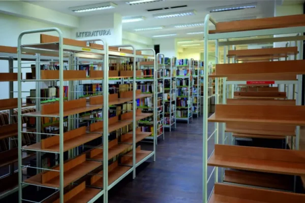 Olkuska biblioteka przejdzie wielką metamorfozę – nowe strefy, dostępność i zieleń