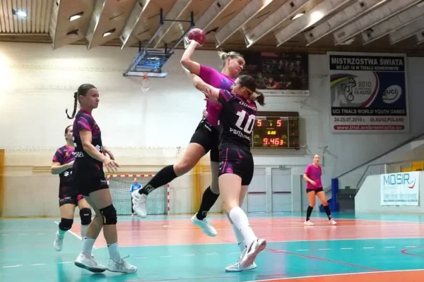 Korona Handball Kielce pokonuje SPR Olkusz w meczu kontrolnym