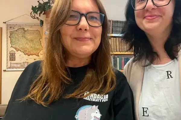 Wakacje z książką: spotkanie o psach w Miejskiej Bibliotece Publicznej w Bukownie