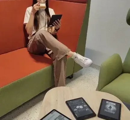 Biblioteka w Trzyciażu wprowadza wypożyczalnię czytników e-booków z dostępem do Legimi