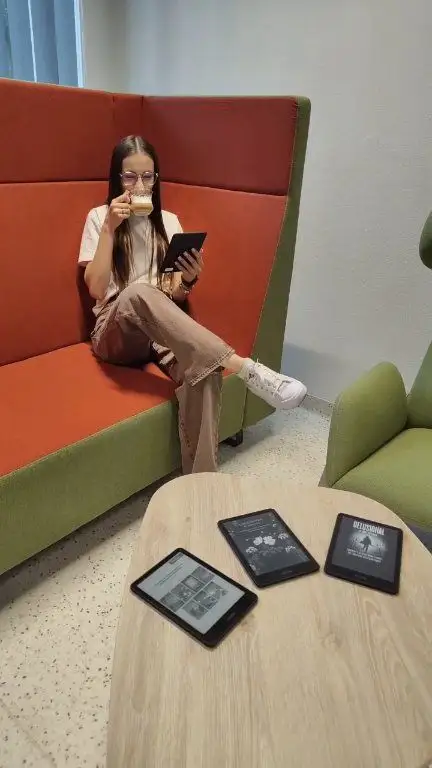 Biblioteka w Trzyciażu wprowadza wypożyczalnię czytników e-booków z dostępem do Legimi