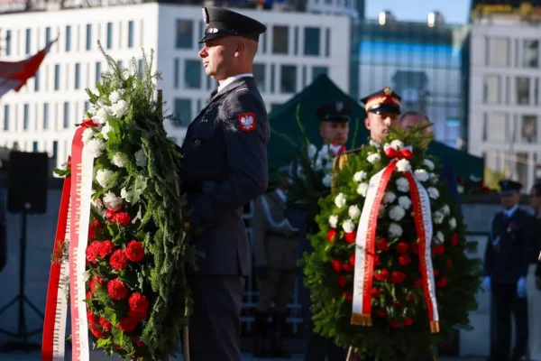 Apel Pamięci w Warszawie: hołd dla żołnierzy poległych na misjach