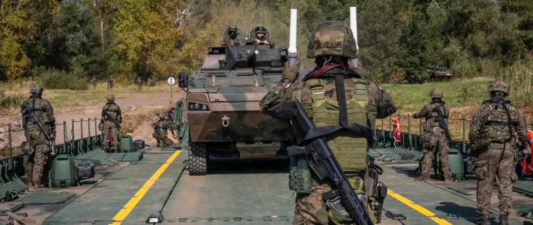 Czarny Obrońca-26: 11 tysięcy żołnierzy testuje nowe technologie na poligonach