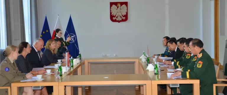Polska i Wietnam zacieśniają współpracę obronną – rozmowy w Warszawie