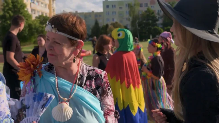 „O milimetr” w TVP3: Świdnica i Fundacja Ładne Historie o sile podwórka