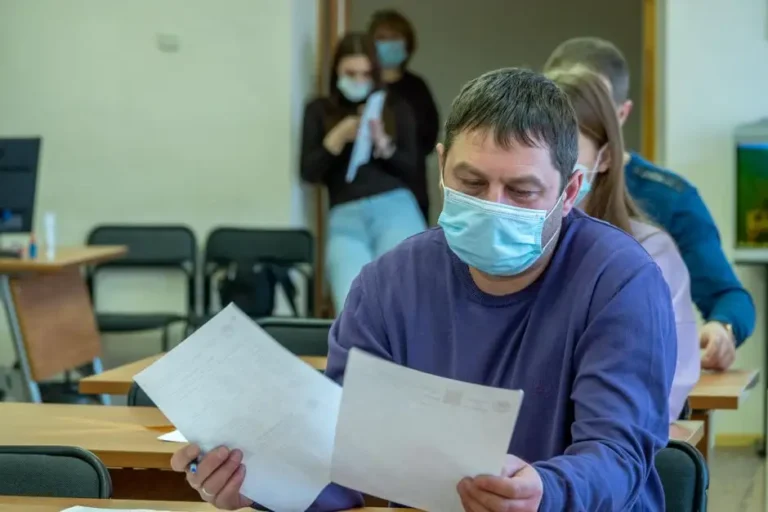 Gmina Klucze powołuje Komisję Zdrowotną dla nauczycieli