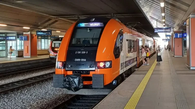 Nowy tabor i rekordowe czasy przejazdu na linii K33P Kraków – Olkusz/Wolbrom od grudnia 2026