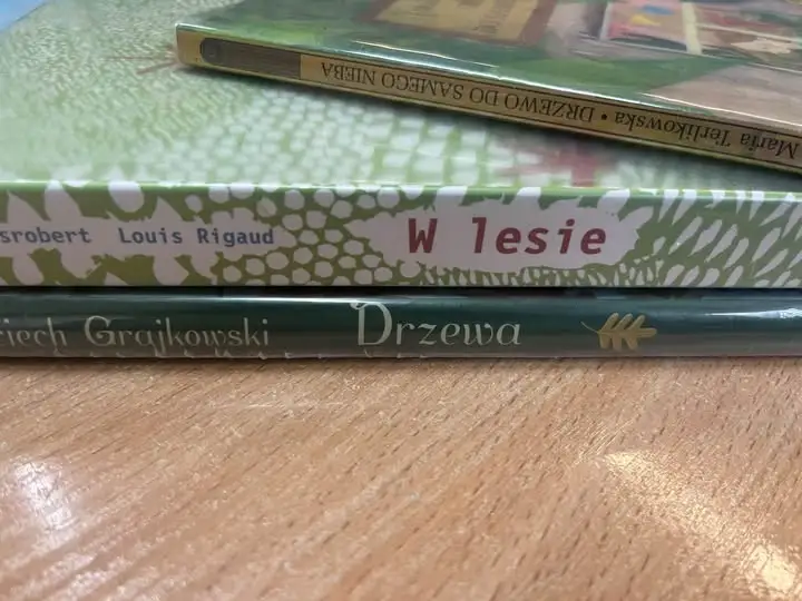 Drzewo do samego nieba – lekcja biblioteczna z klasą 2a